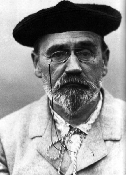 Photographie de face d'Emile Zola prise par lui-même en 1902